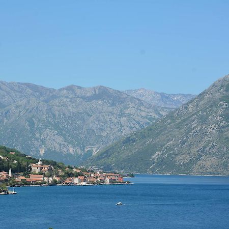 Rooms & Apartments Dobrotski Dvori Kotor Kültér fotó